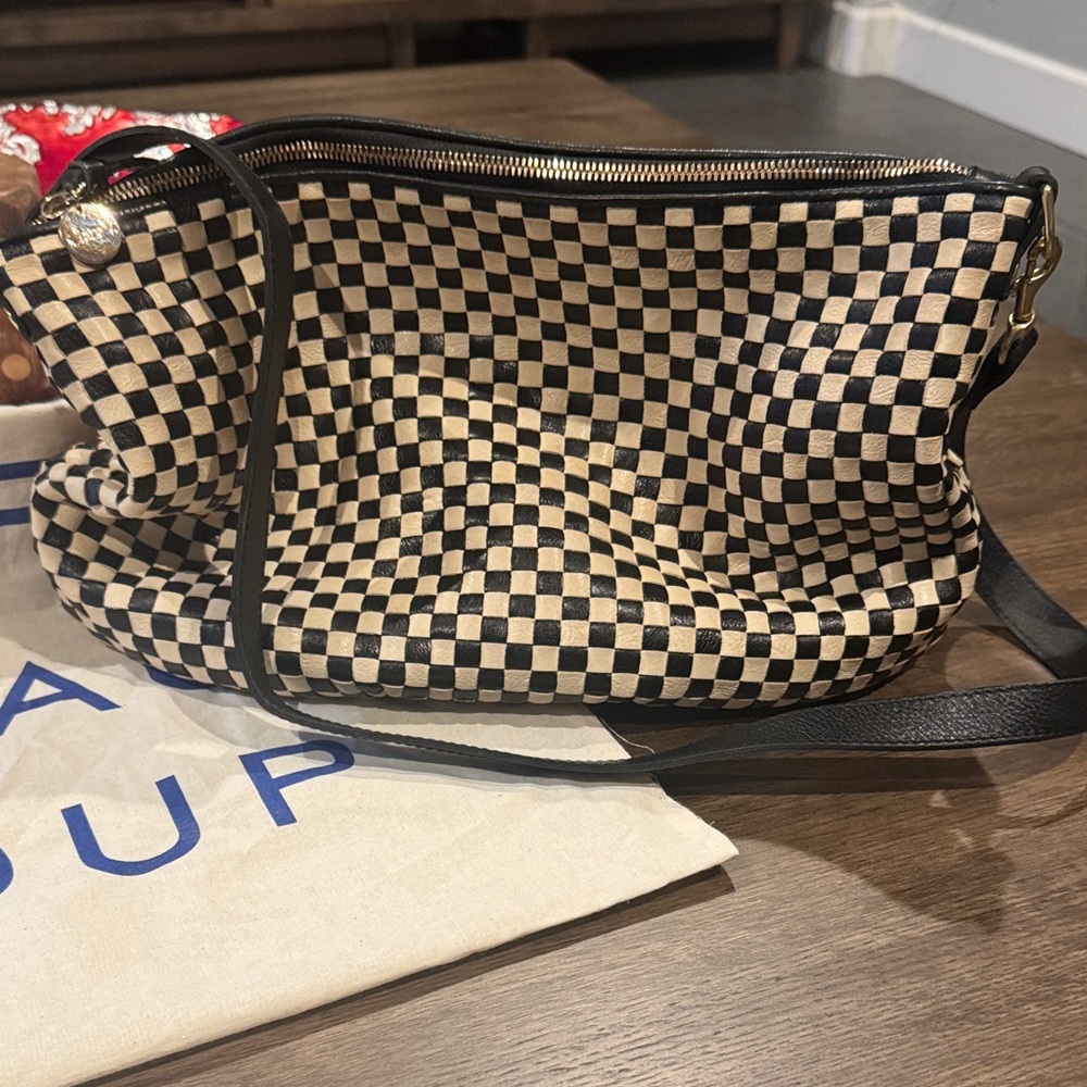 Claire V moyen messenger